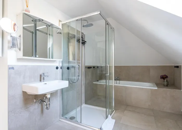 Farawayhomes Apartman *