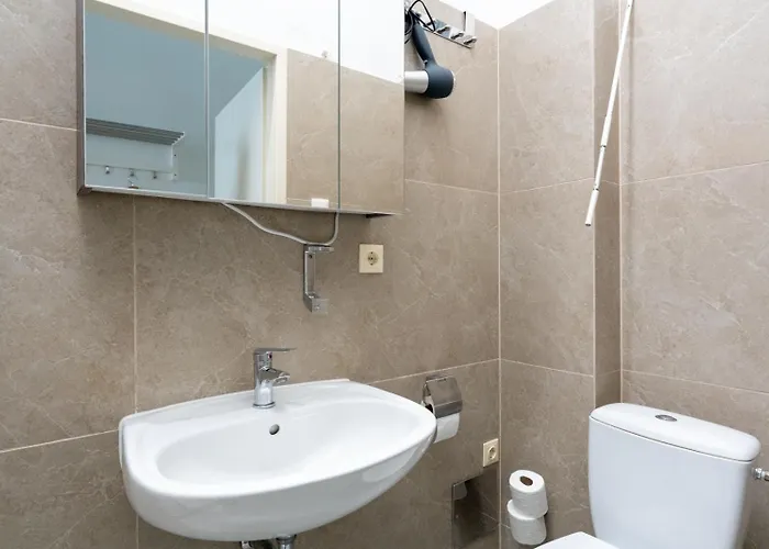 Farawayhomes Apartman