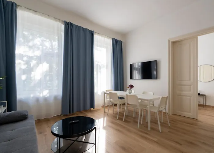 Apartman Farawayhomes *